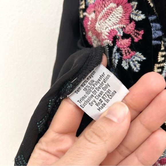 Johnny Was Aveza Draped Velvet Embroidered Aztec Silk Blend Coat Kimono size PS - Picture 7 of 10